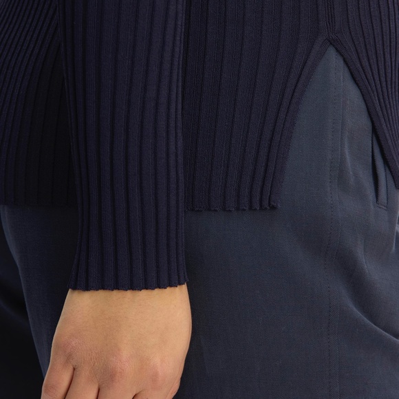 Everlane The Viscose Knit Crew, in Navy Small NWOT - Picture 2 of 7
